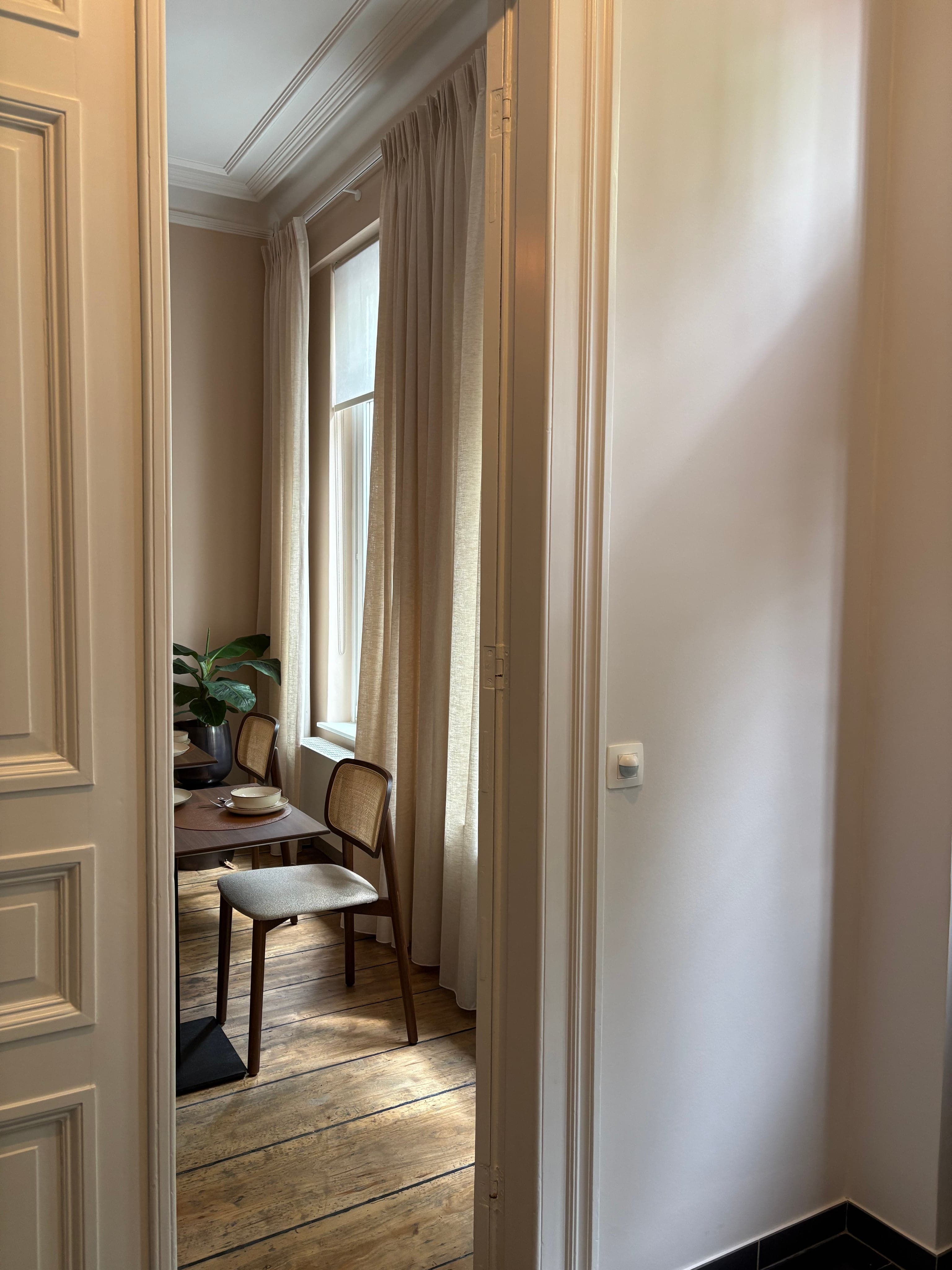 Room 7